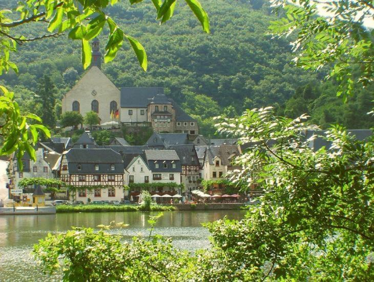 Hotel Gute Quelle Beilstein  Exterior photo